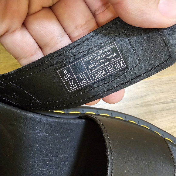 Dr. Martens VOSS WOMEN'S LEATHER STRAP PLATFORM SANDALS, size US 10 - Picture 8 of 11